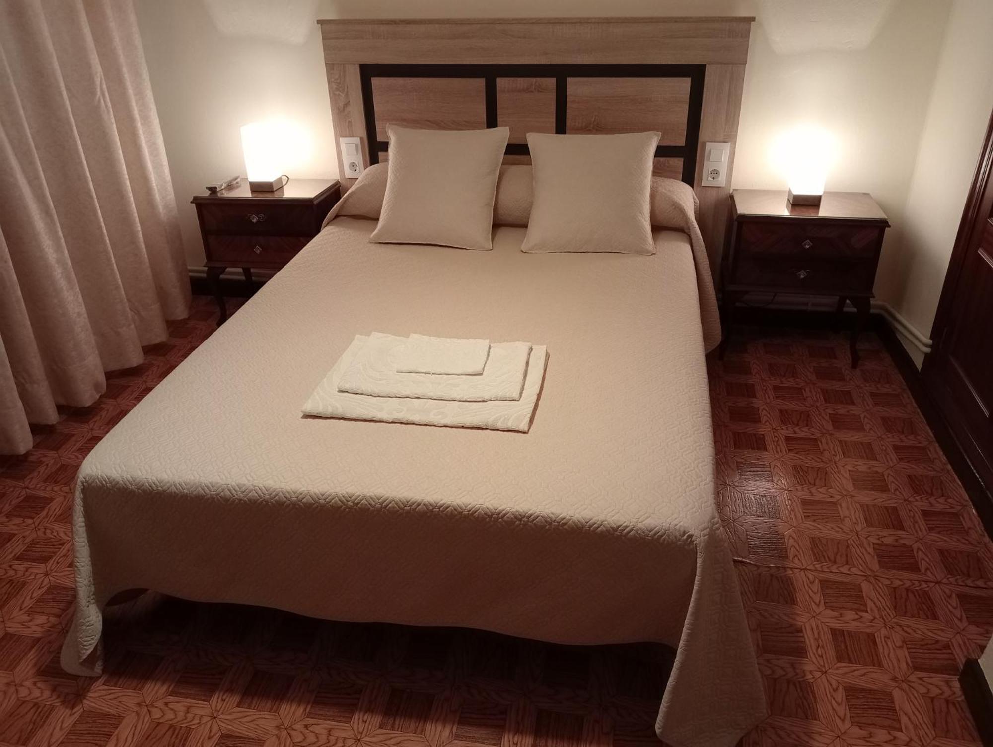 Habitacion Matrimonial Centro Ciudad Oviedo Kültér fotó